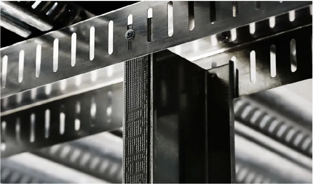 WHY IS METAL STUDS AND TRACK THE FIRST OPTION FOR LIGHT-GAUGE BUILDINGS?