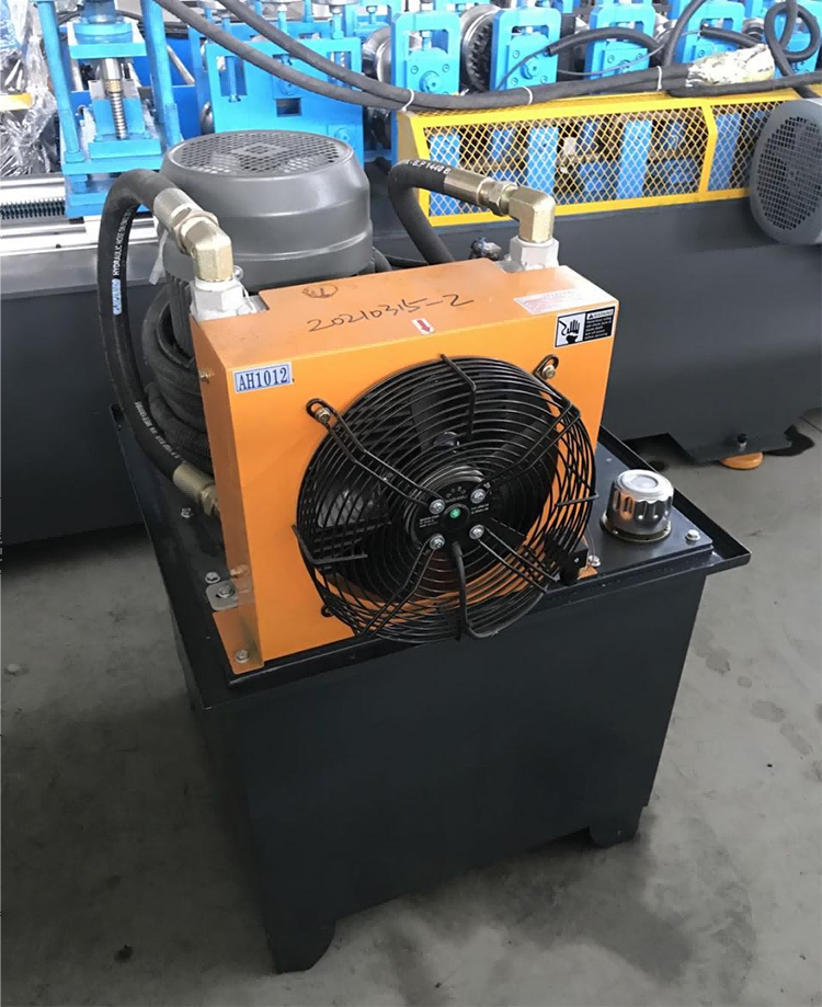 Cold roll forming machine requirements for hydraulic oil